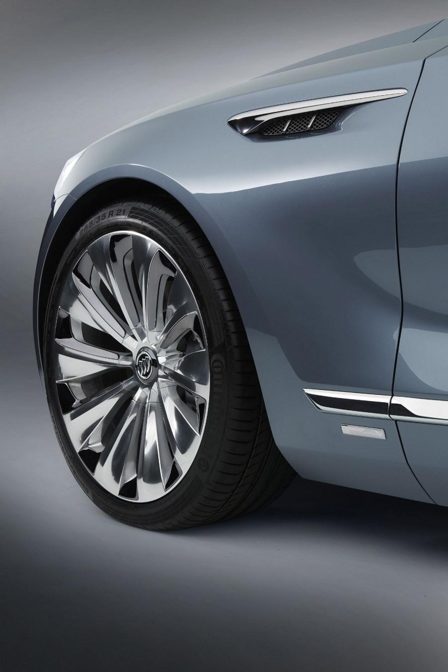  Buick Avenir Concept 2015 года  (фото 13 из 27)